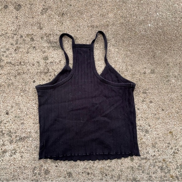 Tilly's Black Ribbed Cropped Camisole with Button Detail - Picture 4 of 4